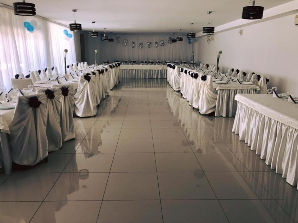 Pensiunea Deian-Clisura Dunarii Moldova Noua Bagian luar foto